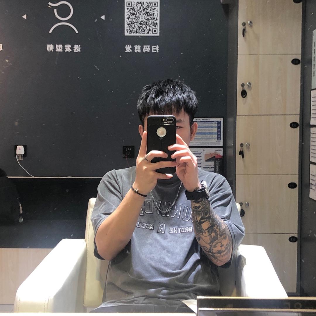 小少爷