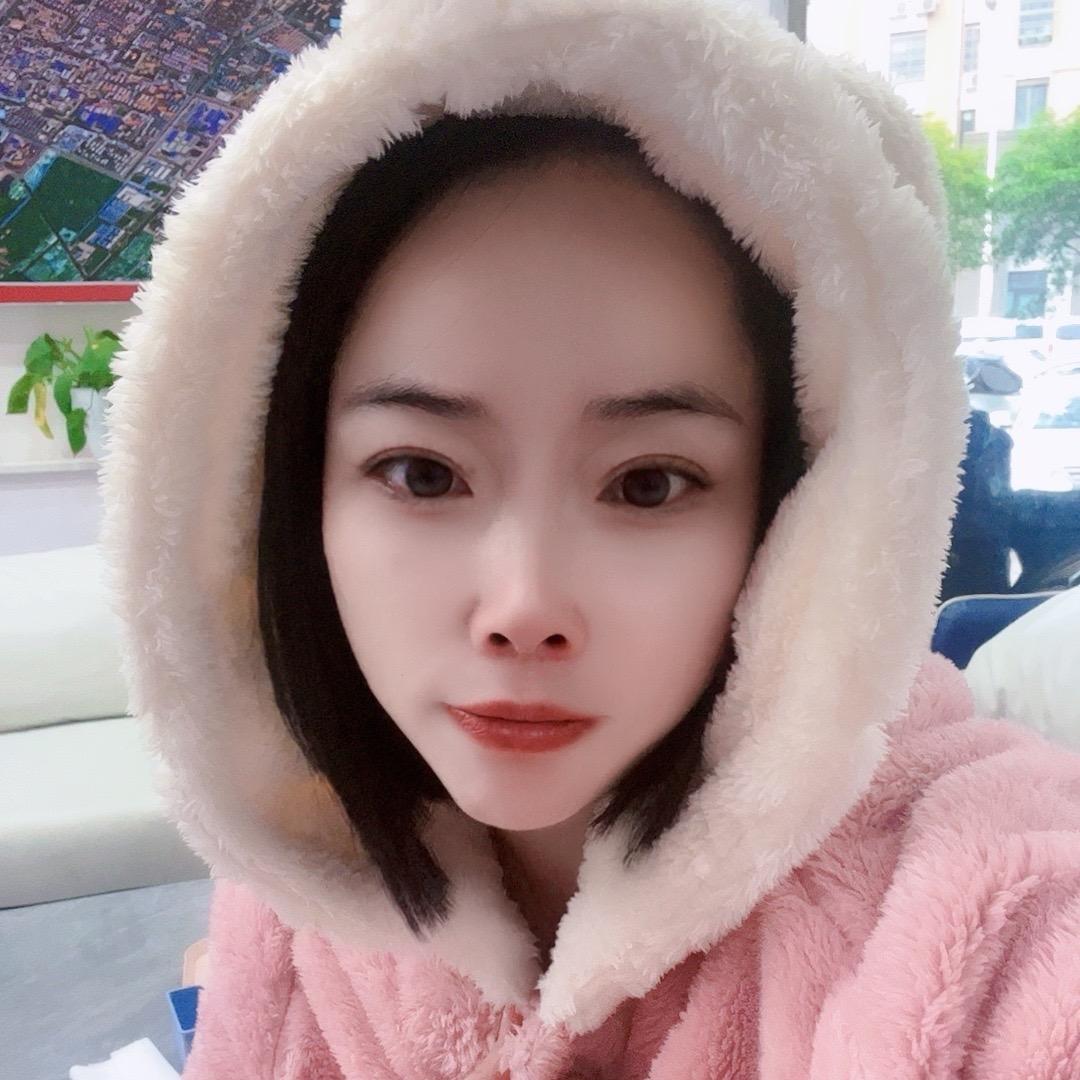 莉 雅