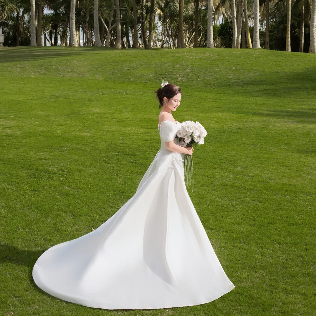 ᯅ美女困ᶠᵤᶠᵤ