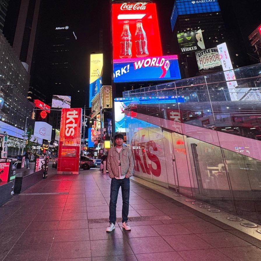 小东🗽