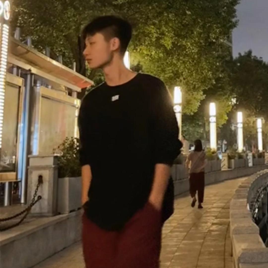 东子🏸