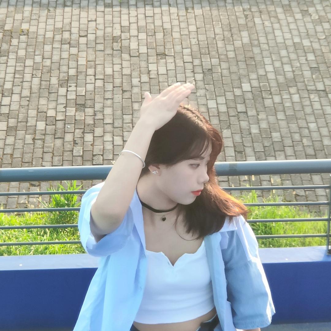 Le.