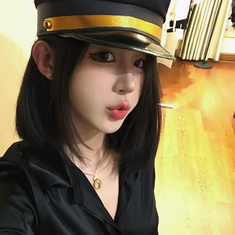 依依
