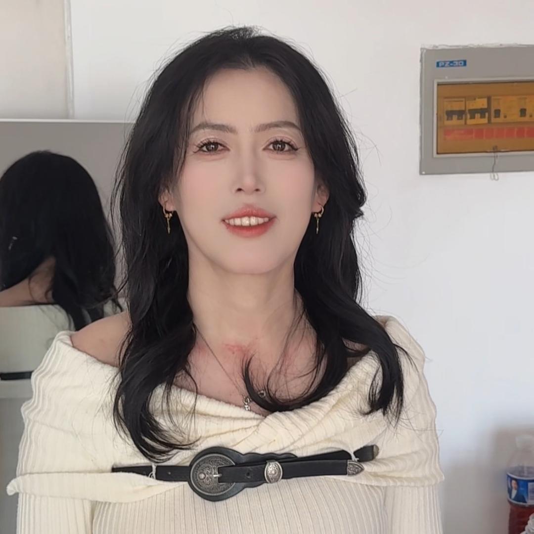 不喜欢玩套路的🎤的老王