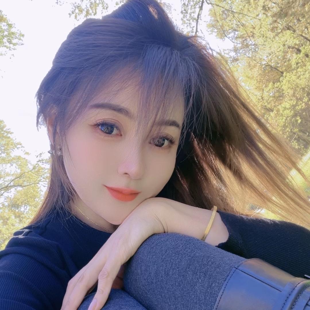 小董女士啊、