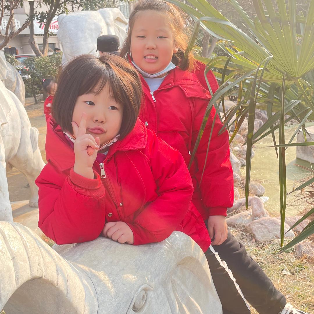 琪琪纸尿裤拉拉裤工厂店(宜婴天空之镜)