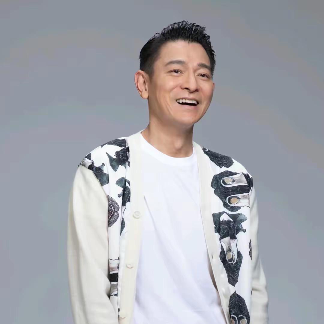 九仟柒