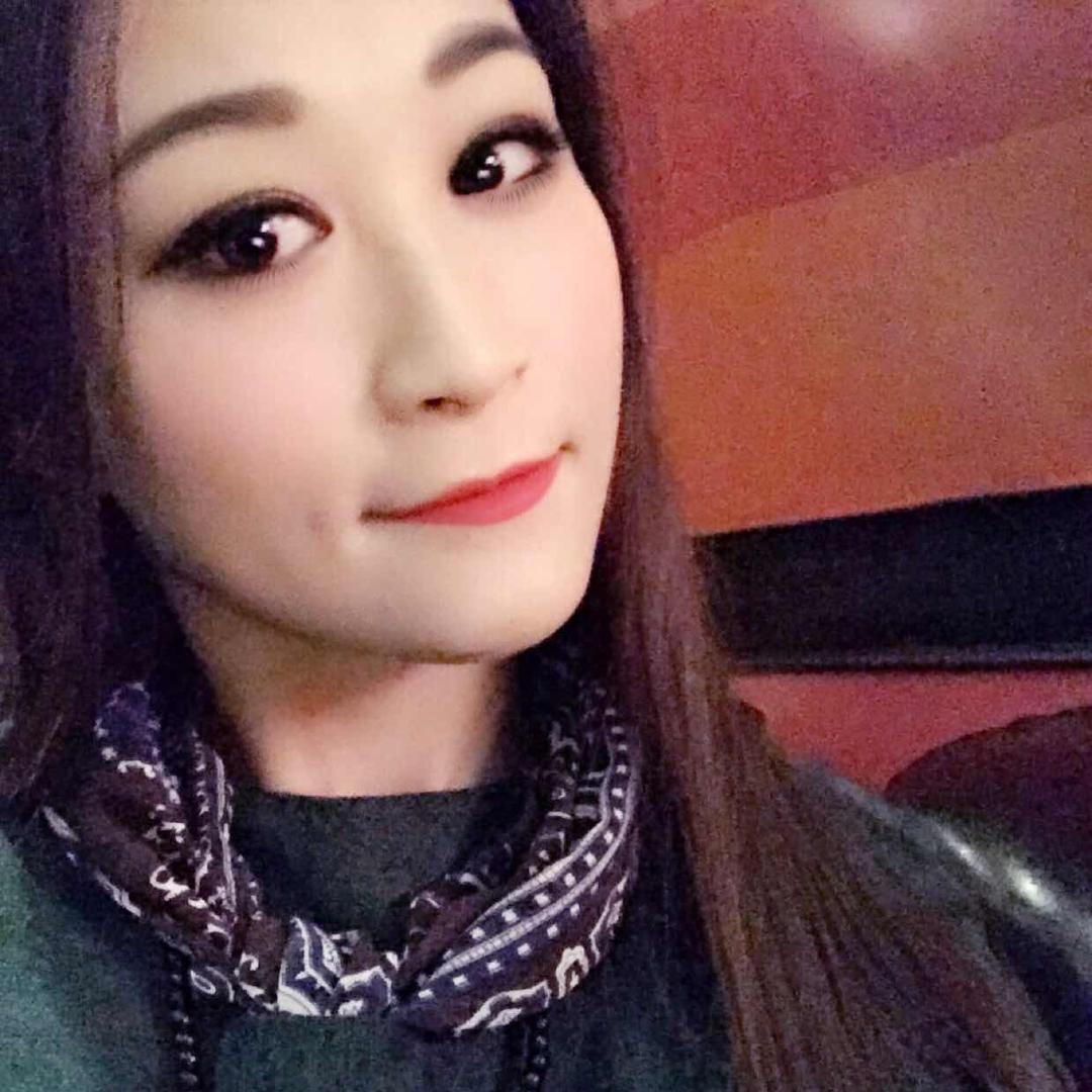 陈易宝宝快乐成长