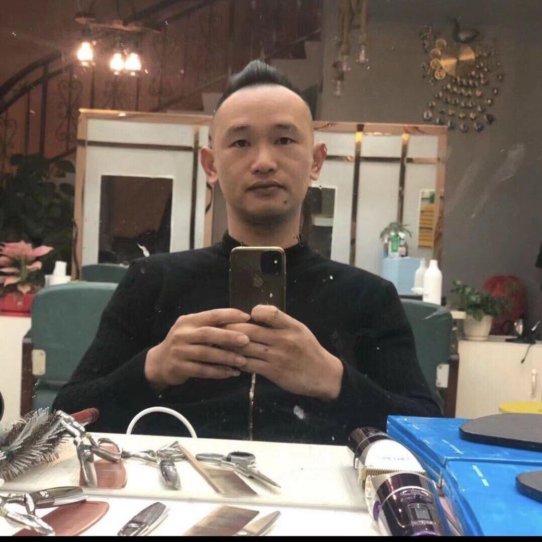 夜晚的彩虹