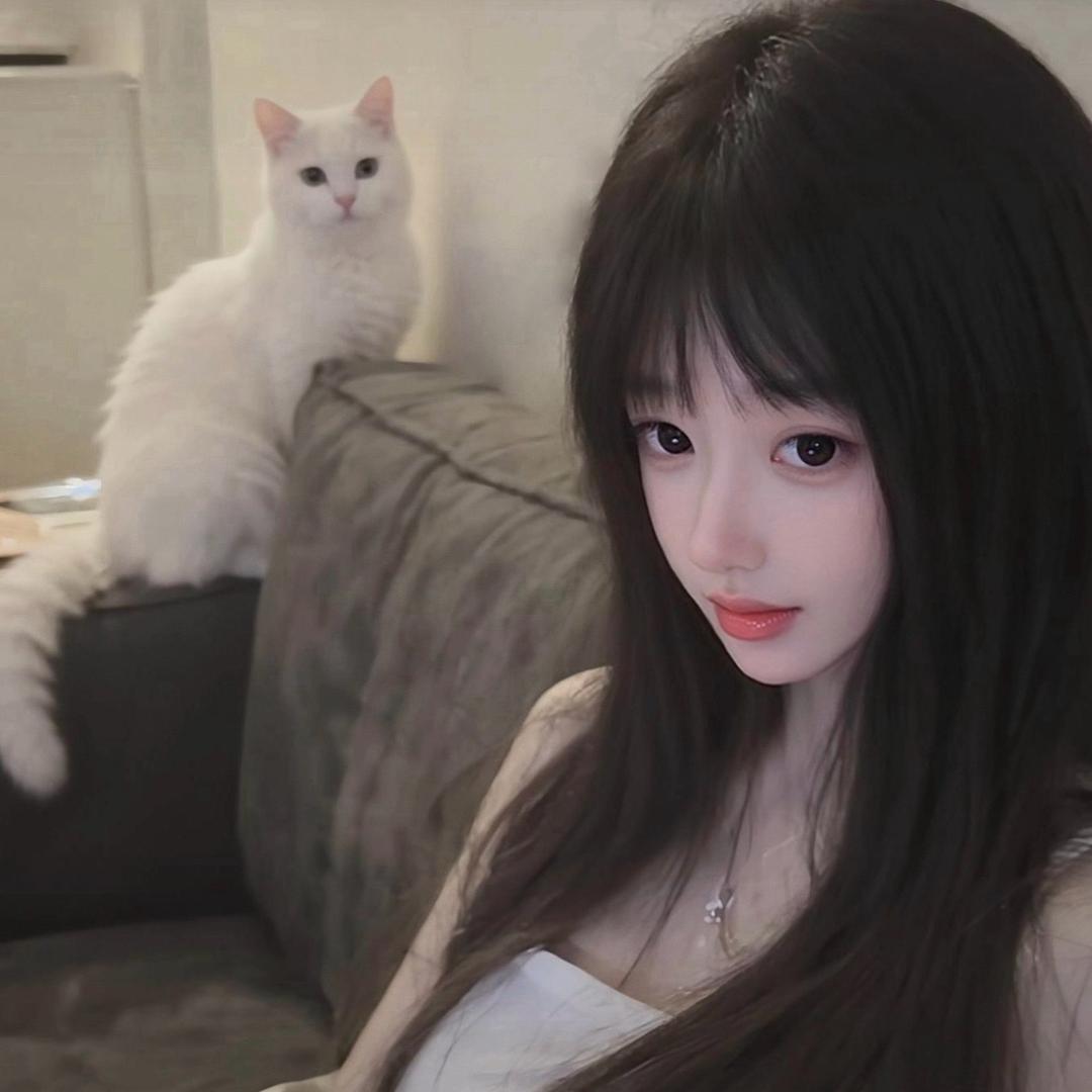 小纯纯🐰@抖音