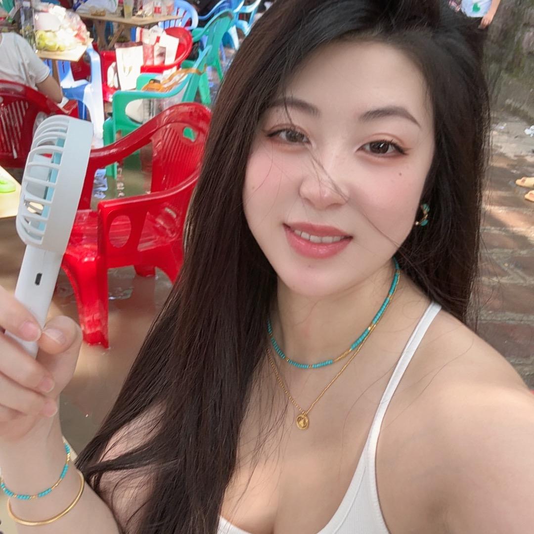 曾曾-