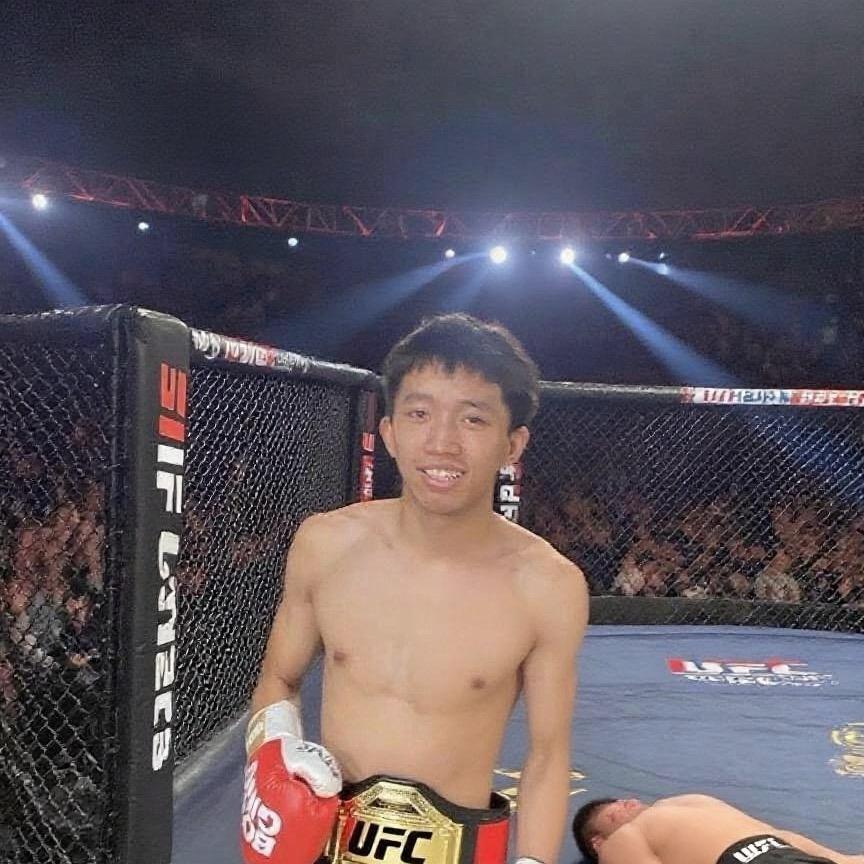 超人搏击黑蛇