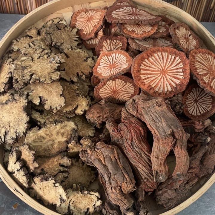 百 草 园