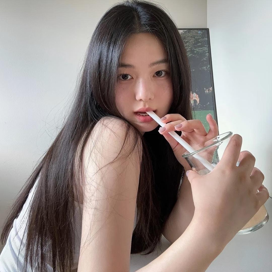 晗晗H ²