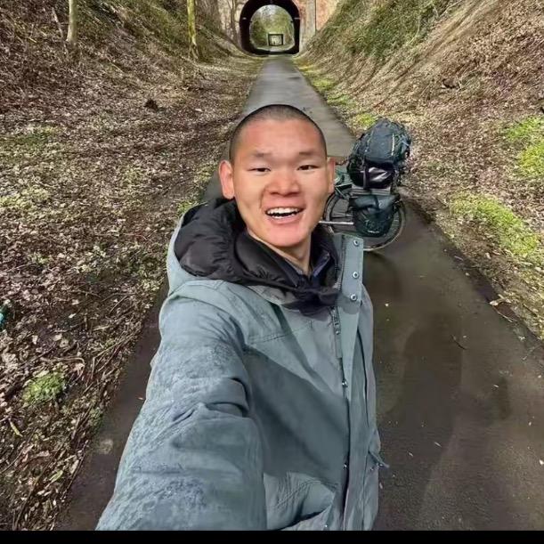 湖远行环游世界