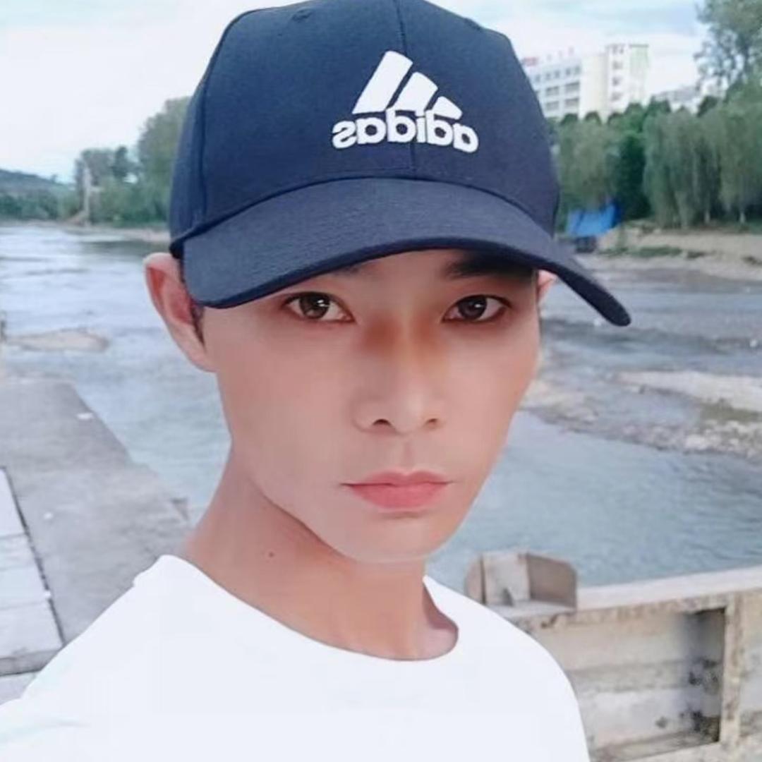 小勇哥哥夫妇小号