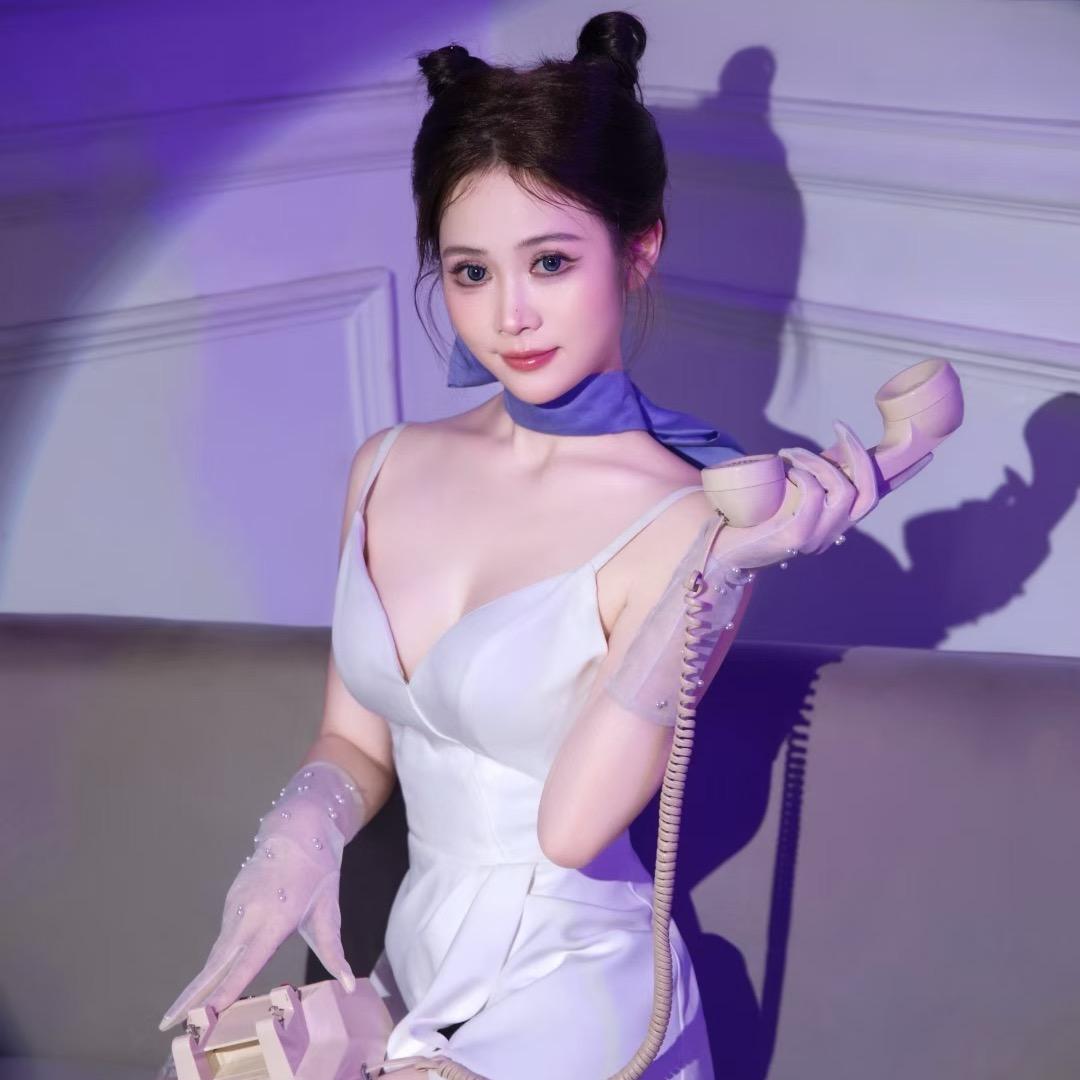 曼悦伶 巨美特调肤