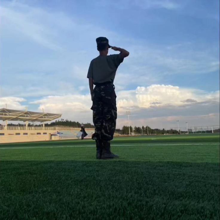 小曾班长（分享参军知识）