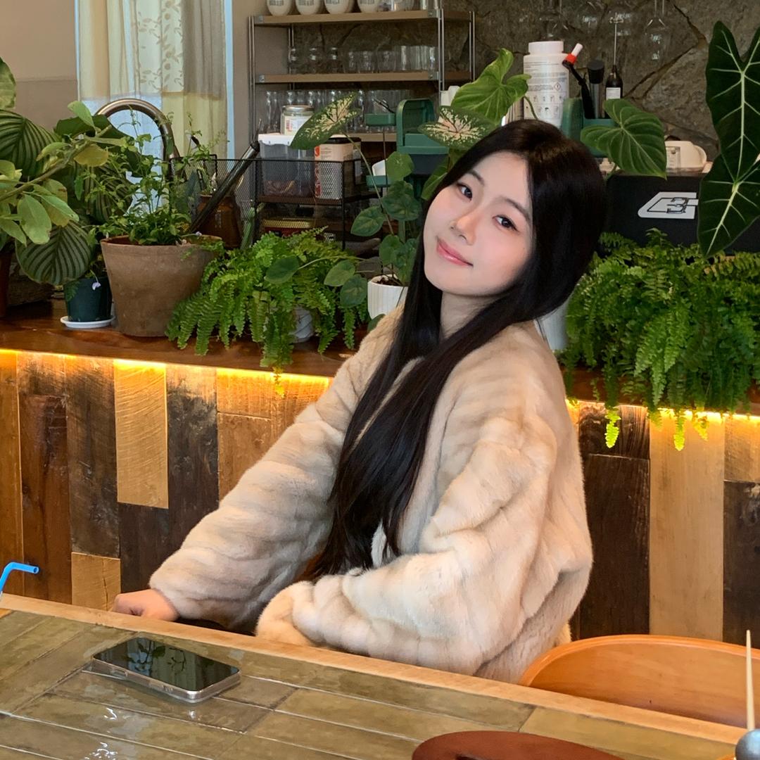 阿薇Avivia水貂
