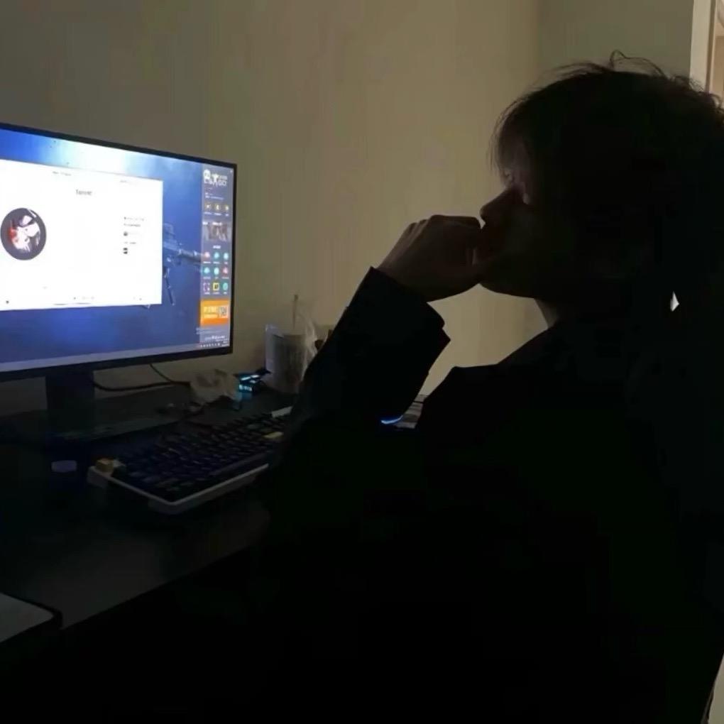ฅº￦