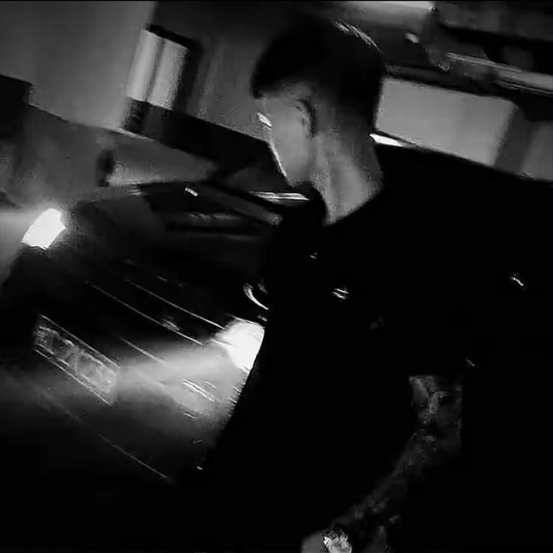 我的刀锋褪了色