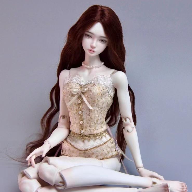 ivy dolly