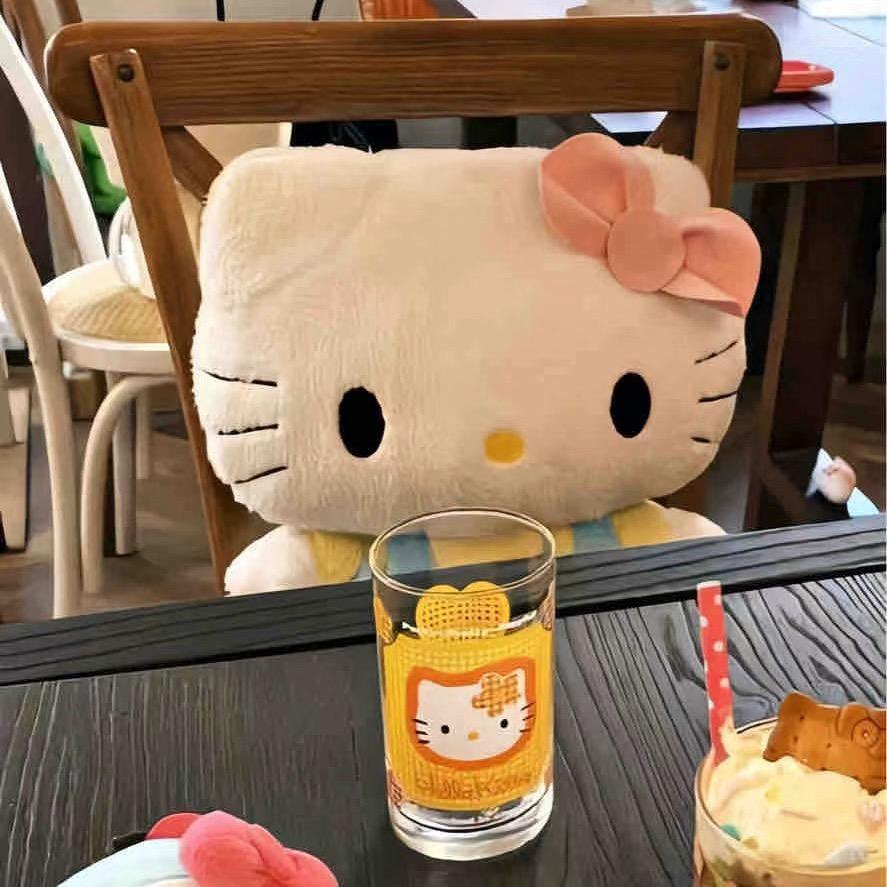 我才不会生气