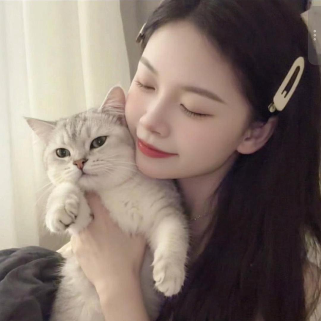 是个困包ⁿᵉ 💤