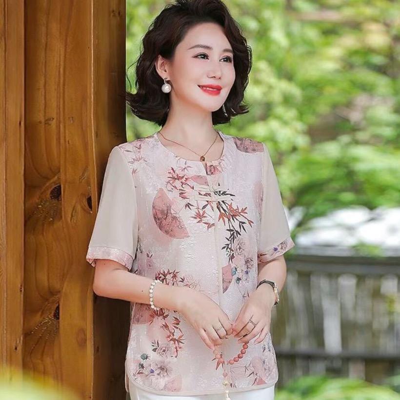 宏韵女装工厂