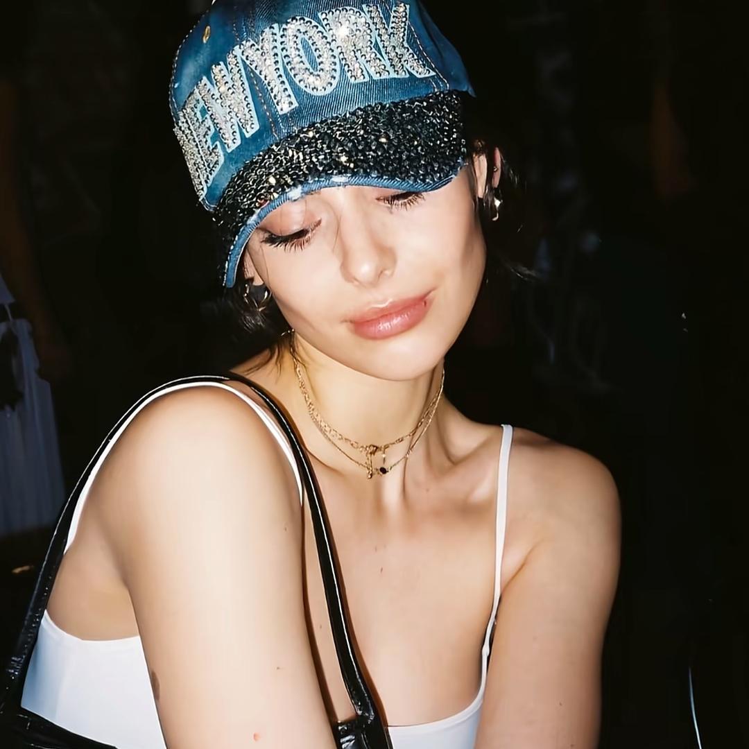 百变的周威猛女士