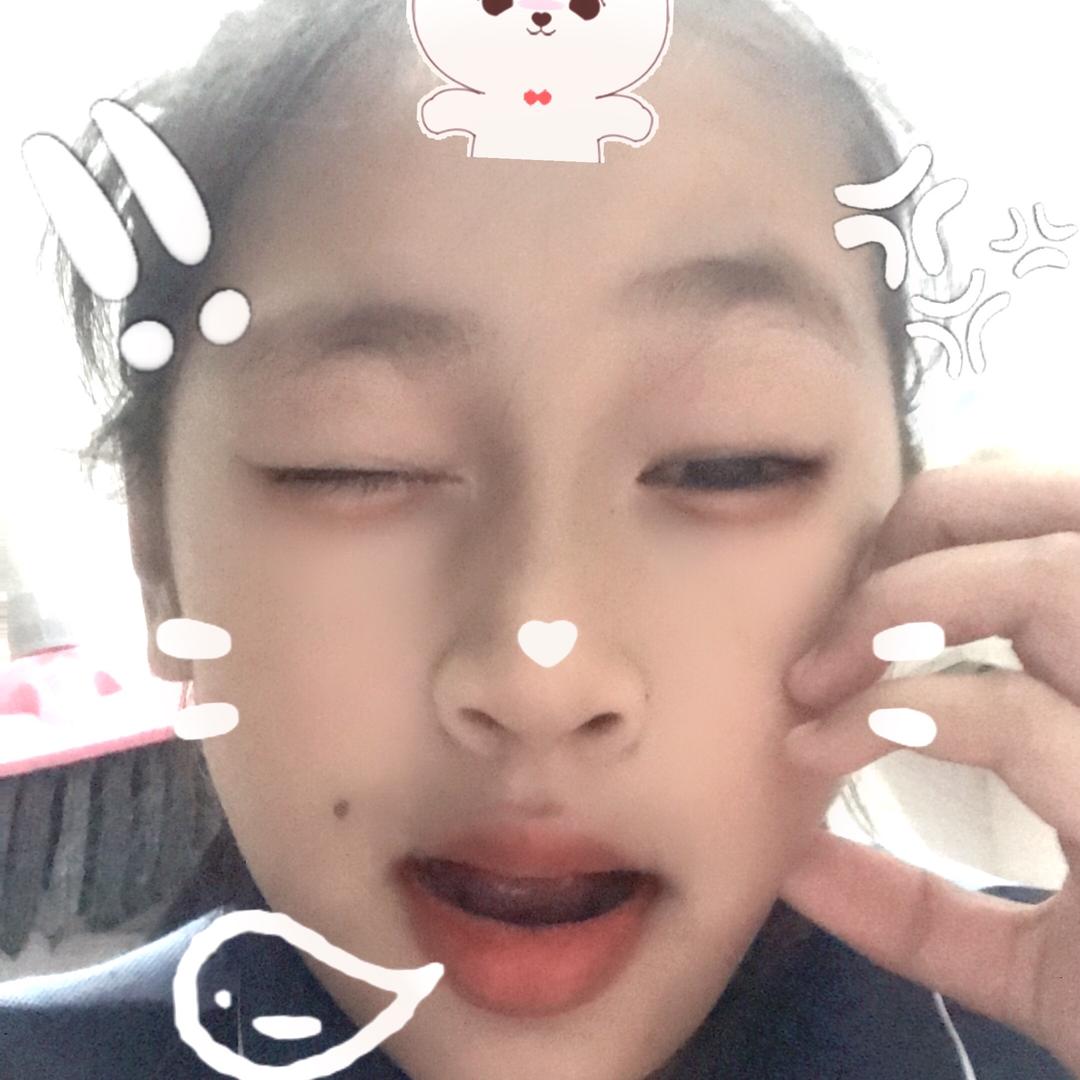可爱的小薇