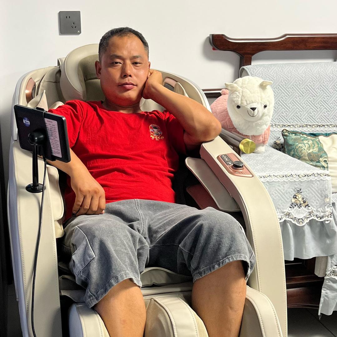 昆哥在此18992020496466