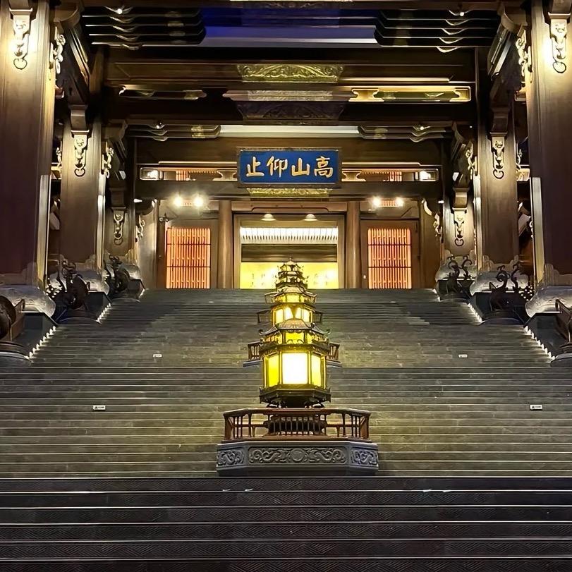 皓月