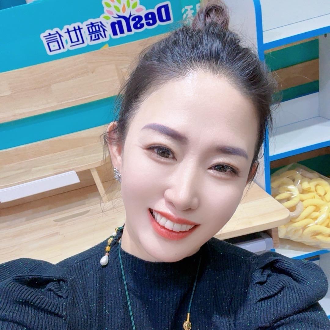 实木学习桌君姐