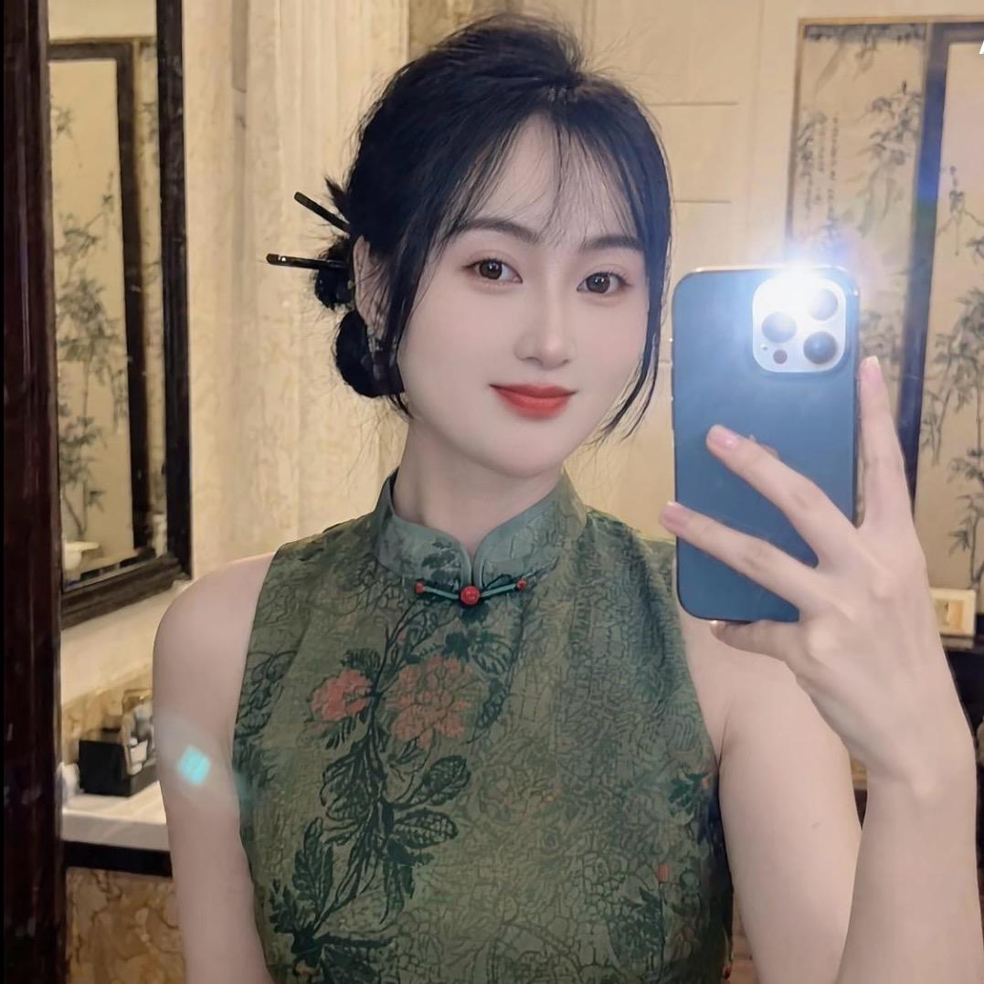 吖吖🥰