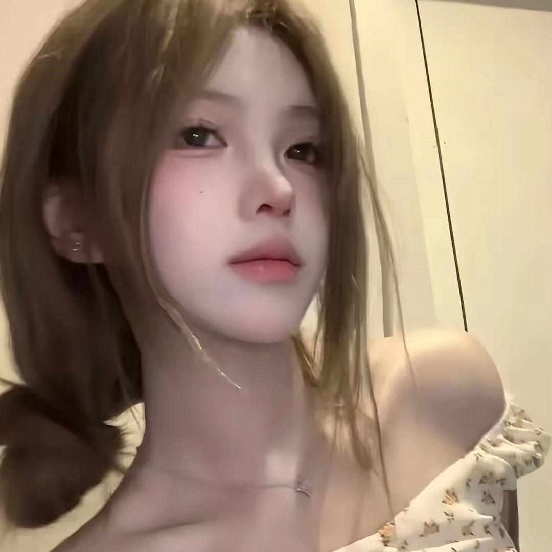 彤