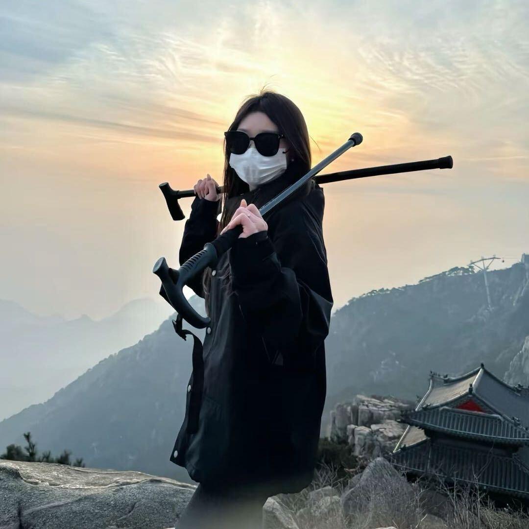 丨小鹿🚺乱撞丨