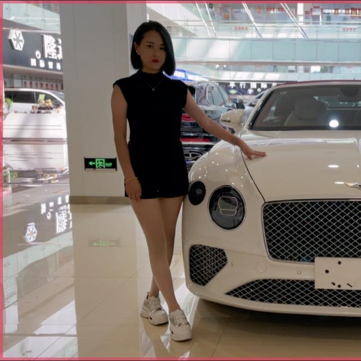 冯莹  天津炫驿进口车
