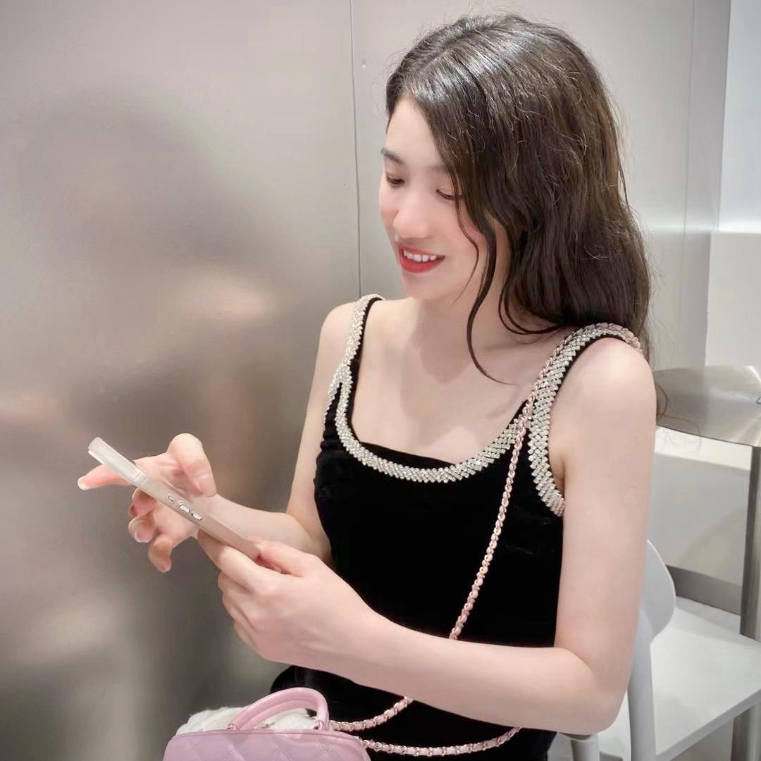 玉林卖楼小姐姐