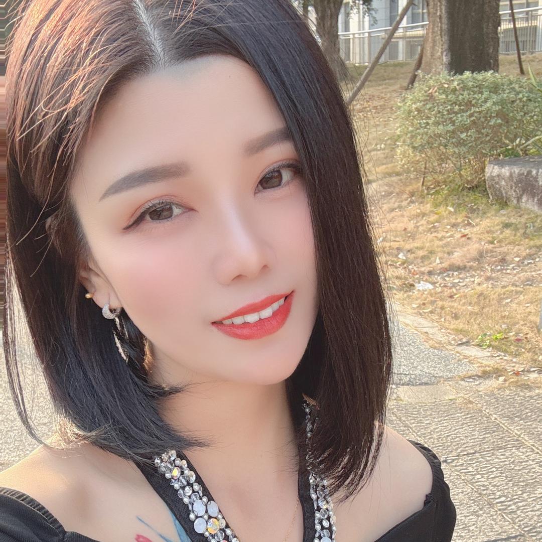 阳光的女孩👧