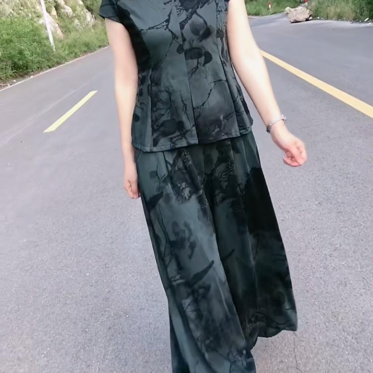 威想服饰