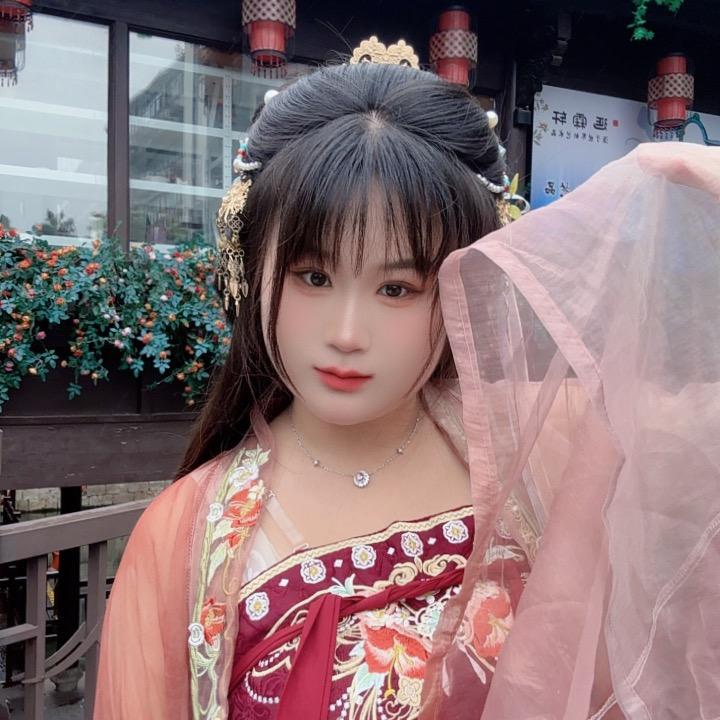 艳艳（小啦啦）