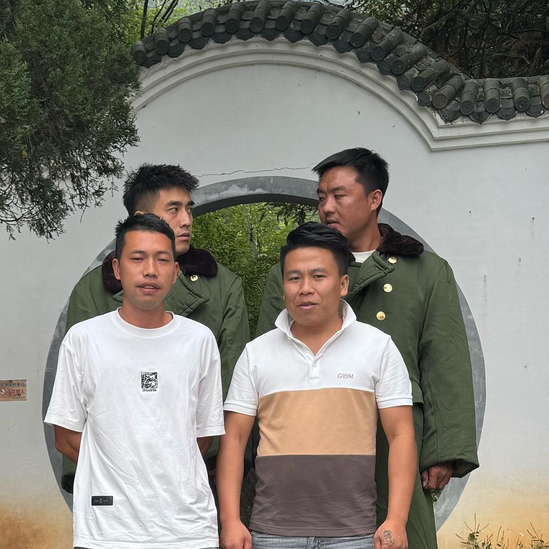 几个憨憨