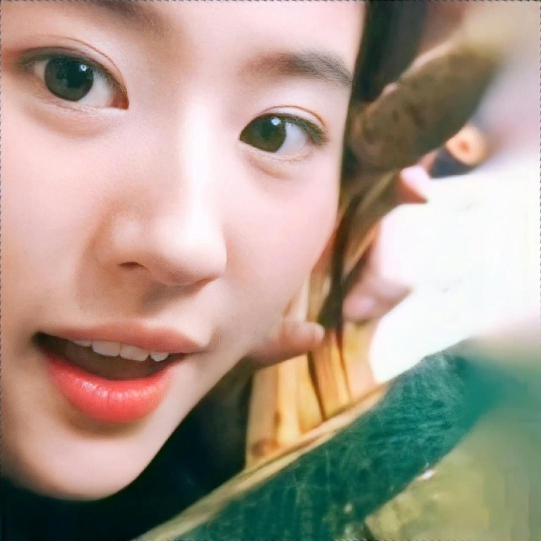 只有