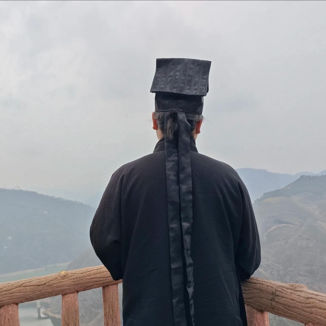 丿\字.山法师兄