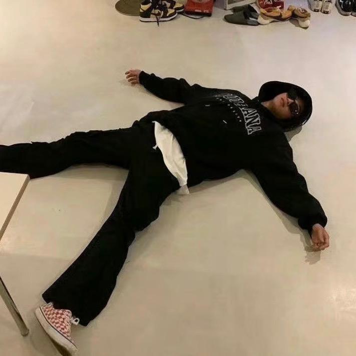 @小左