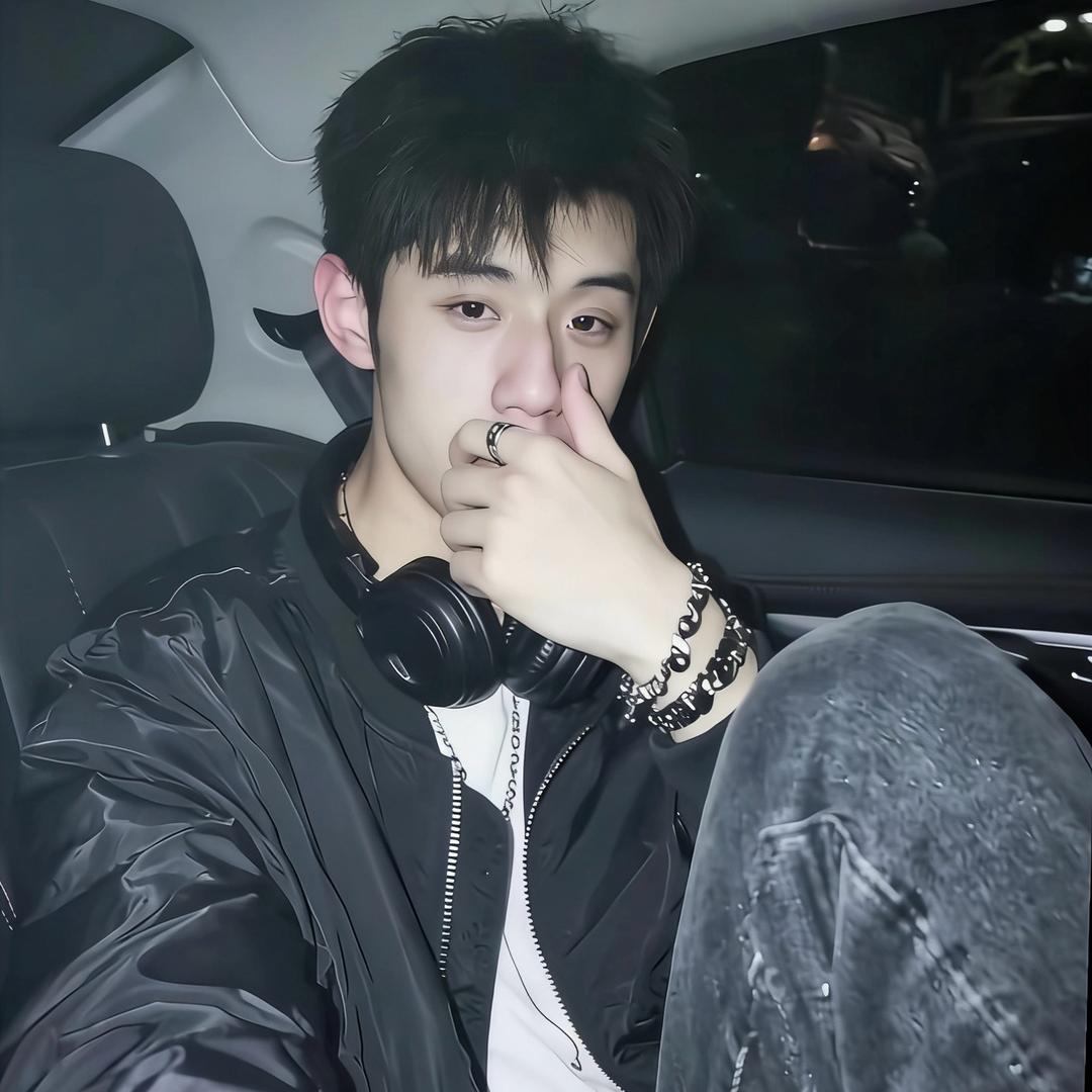 狂飙的小白龙