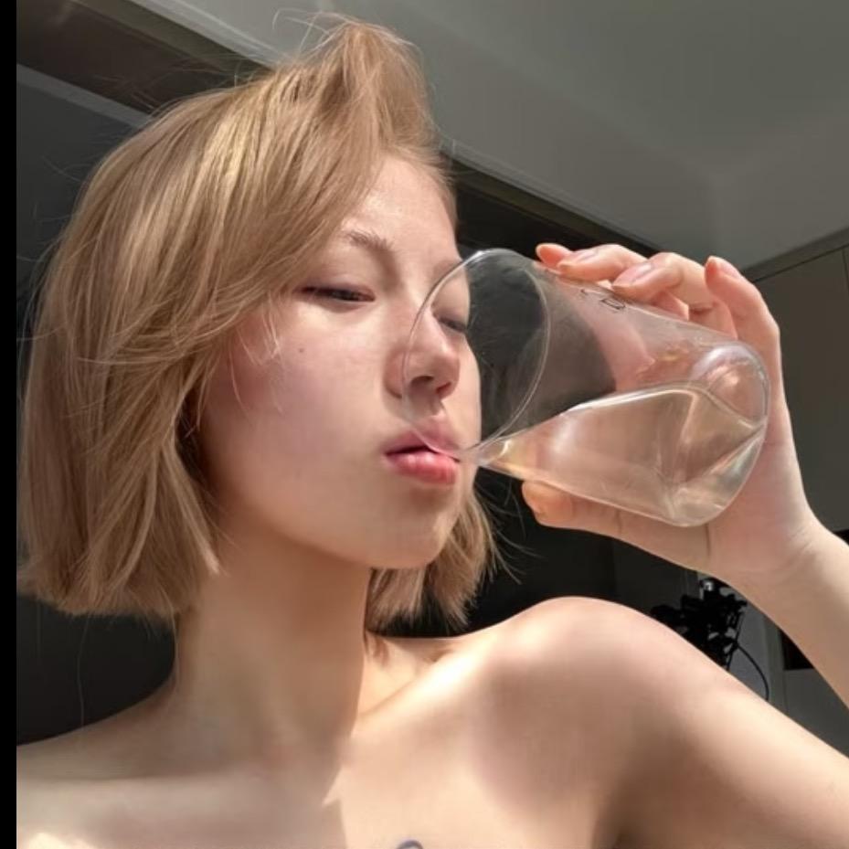 ʚ 会飞的现女友ɞ
