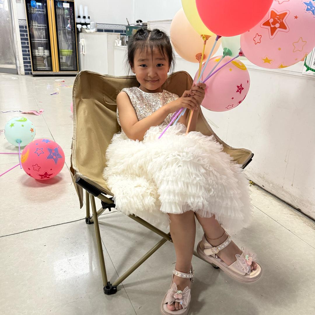 努力挣钱的少妇😍