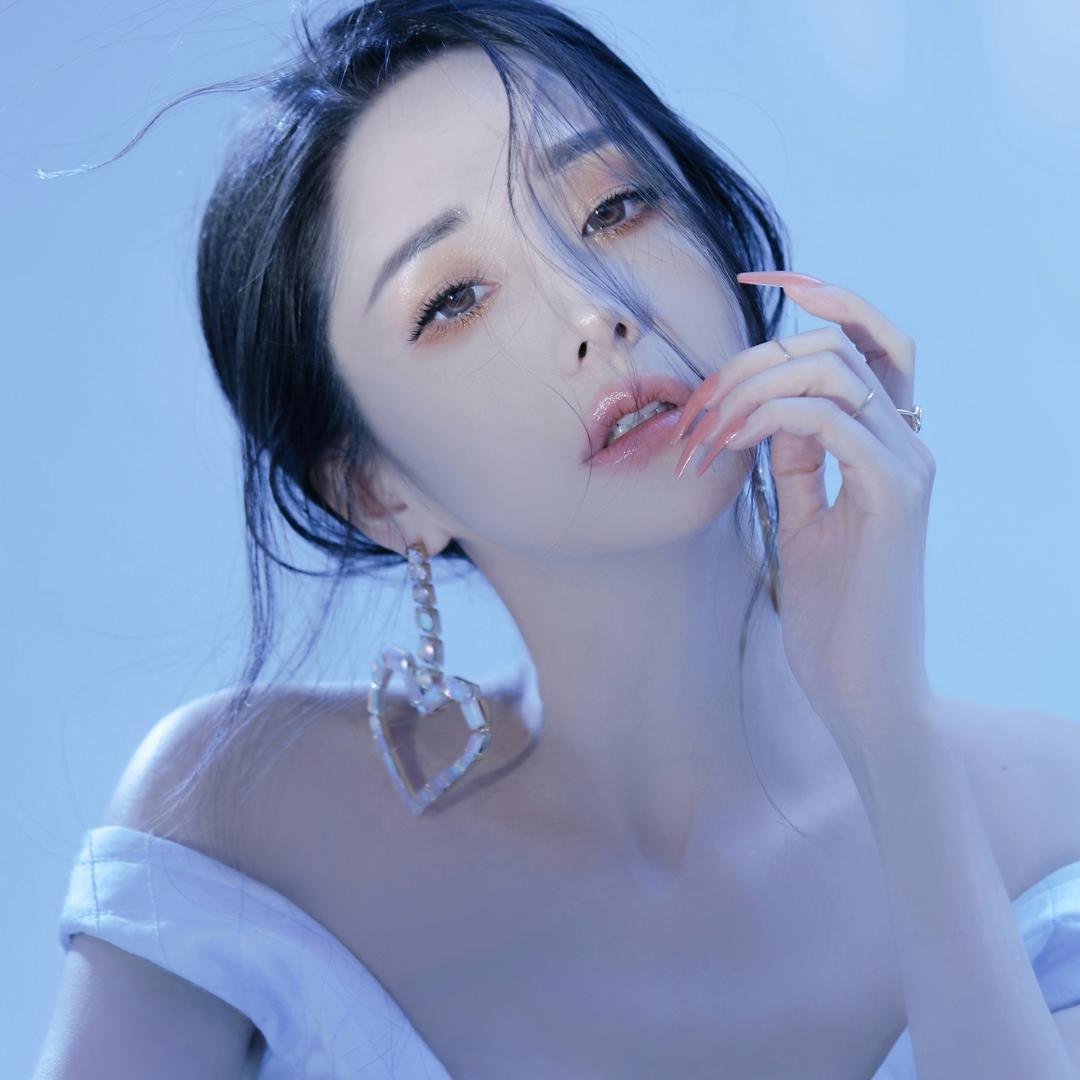 蓝燕 蓝心妍